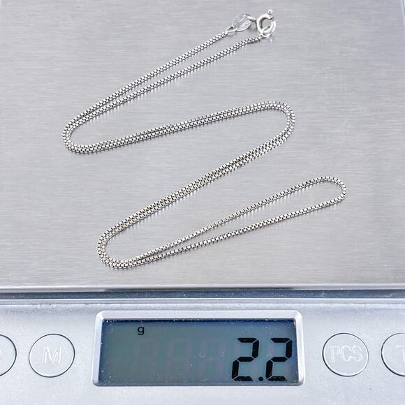 Vintage Indonesia IBB Sterling Silver 925 0.8mm Box Chain Necklace 18” - Picture 4 of 4